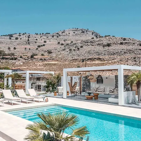 Oneiro - Voted The In Rhodes, Greece! Πεύκος