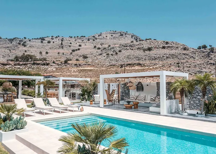 Oneiro - Voted The In Rhodes, Greece! Pefki