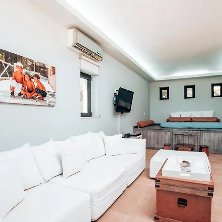 Villa Oneiro - Voted The In Rhodes, Greece! *