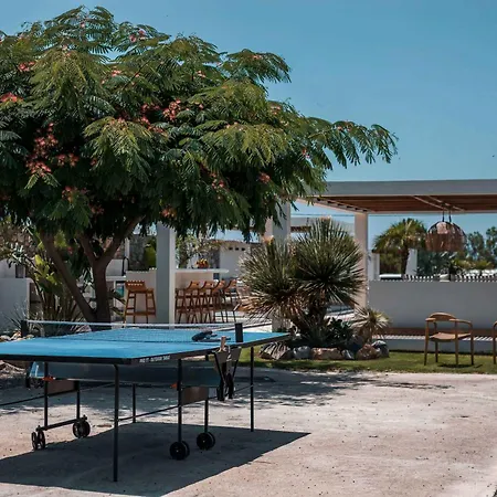 Oneiro - Voted The In Rhodes, Greece!